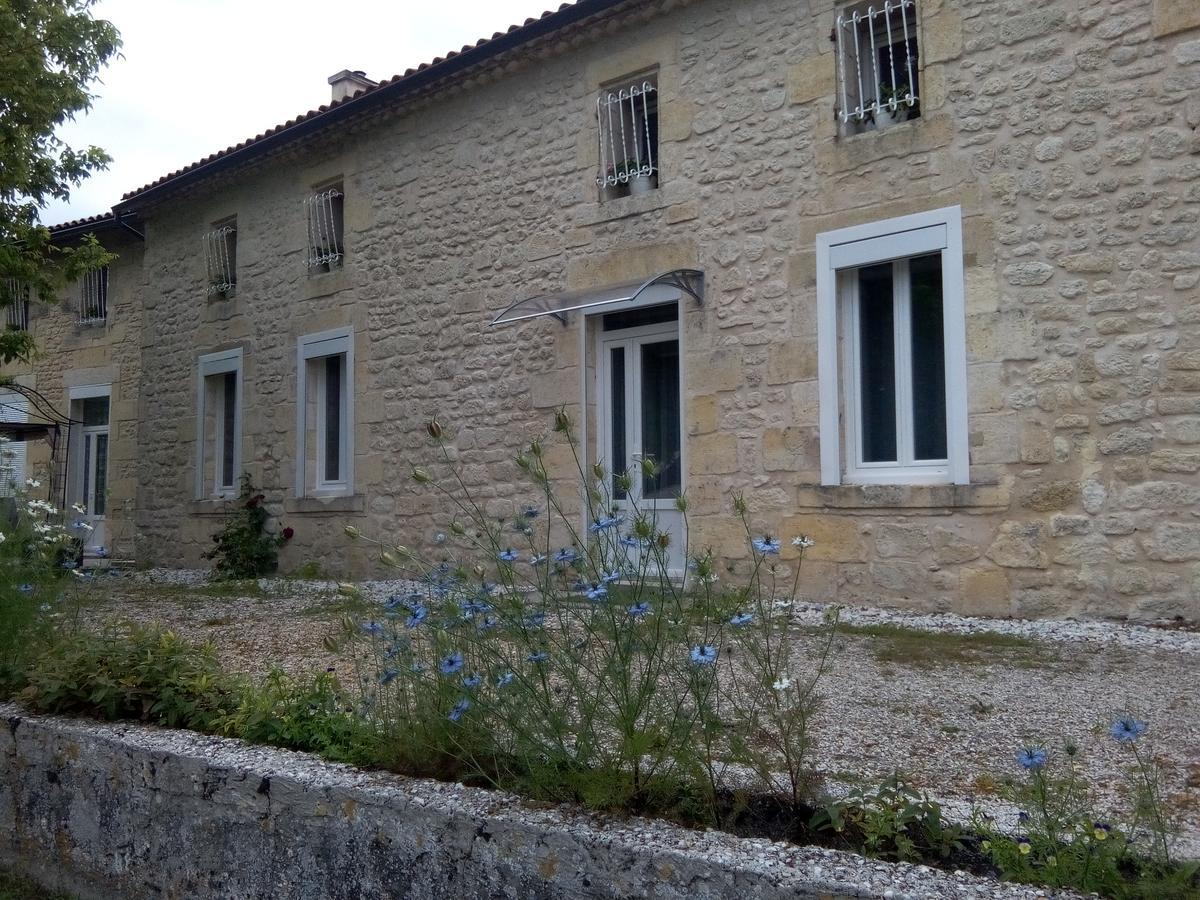 Chambres D'Hotes Chateau Pierre De Montignac Civrac-en-Medoc ภายนอก รูปภาพ